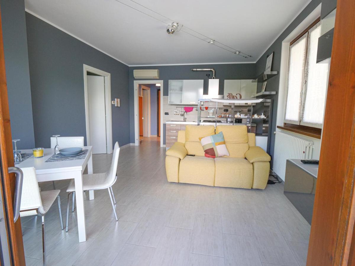 Apartamento Full Of Colour Bellano Exterior foto