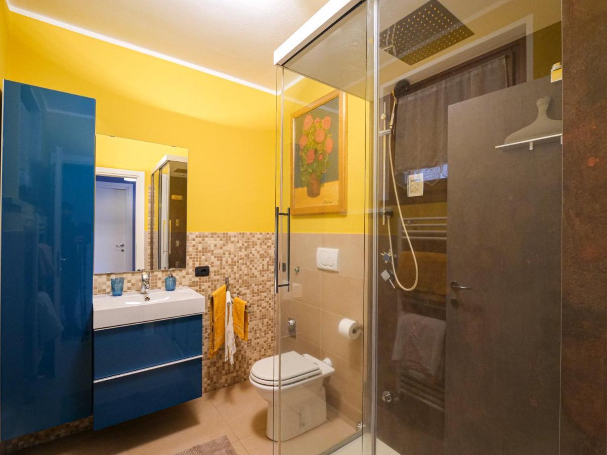 Apartamento Full Of Colour Bellano Exterior foto